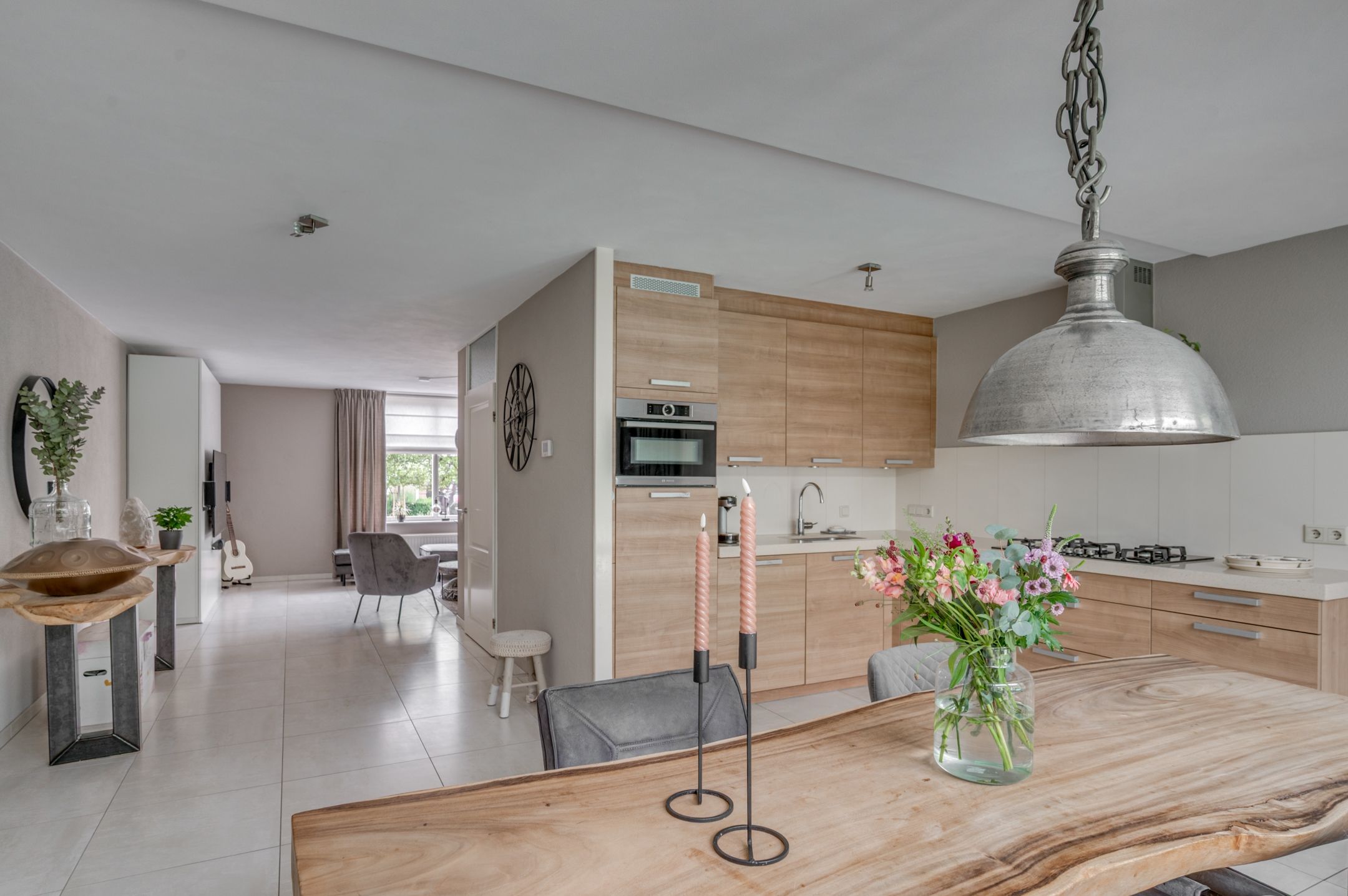 Foto 12 van Weegbree 12