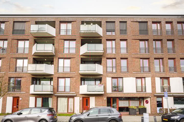 Photo 2 of Theodoor van Hoytemastraat 52