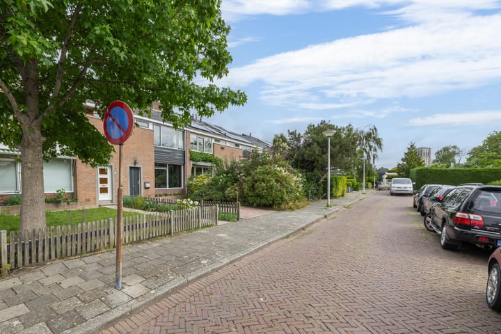 Foto 8 van Ds Th Rijckewaerdstraat 3