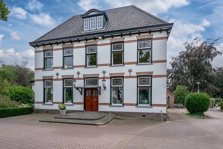 Foto 9 van Dorpstraat 9