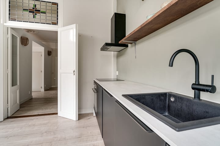 Foto 42 van Dorpstraat 9