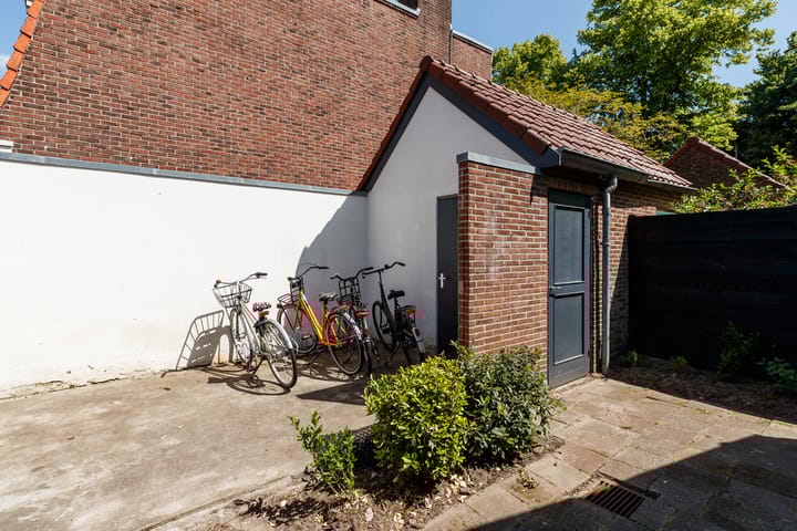 Foto 11 van Johannes Vermeerstraat 14