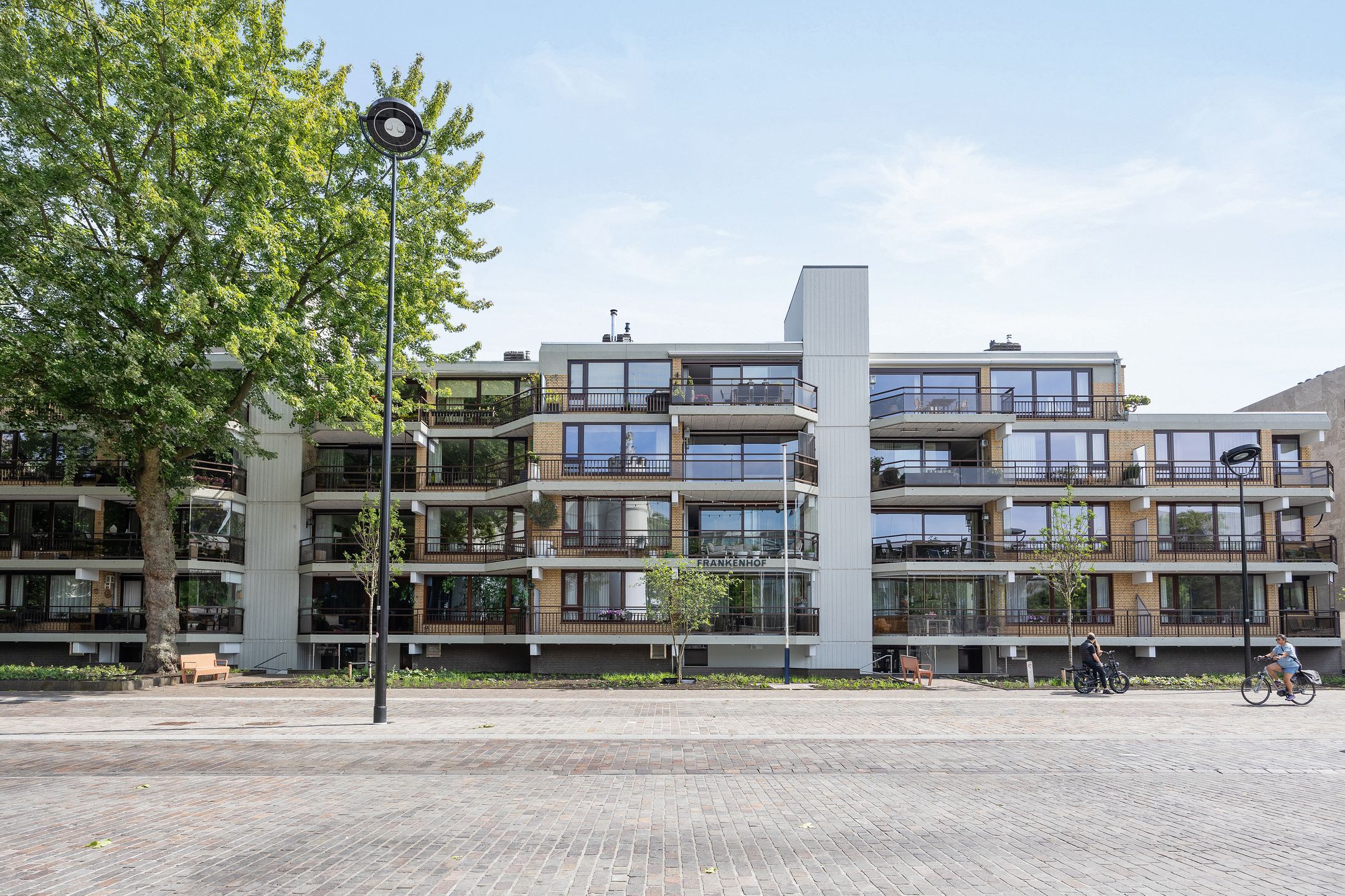 Stadhuisplein 80 