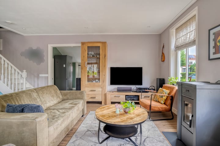 Foto 9 van Almersdorperweg 2