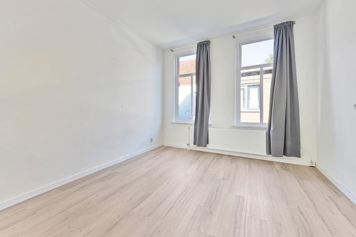 Foto 11 van Koevoetstraat 9-A