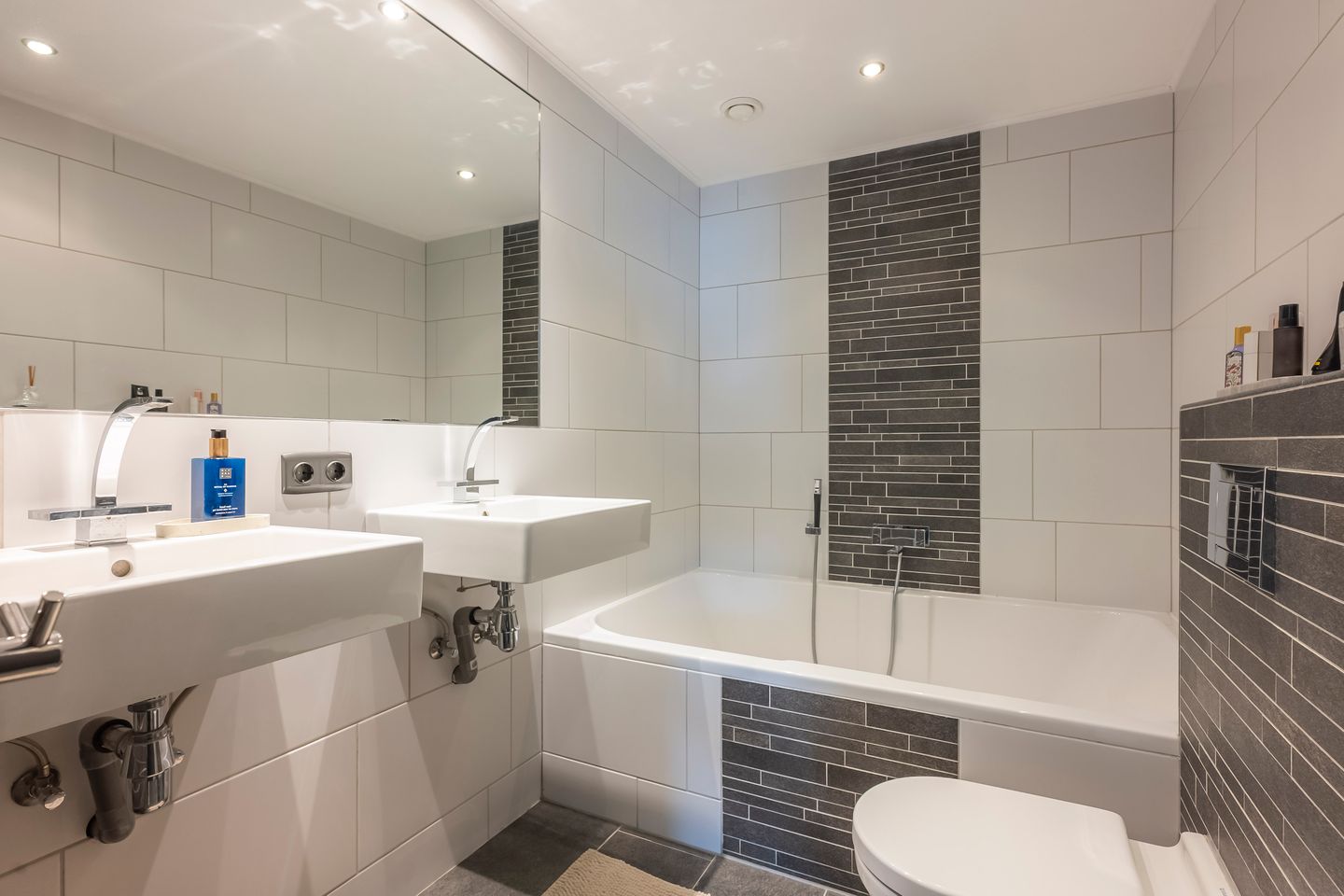 Foto 19 van Pieter de Hooghstraat 18