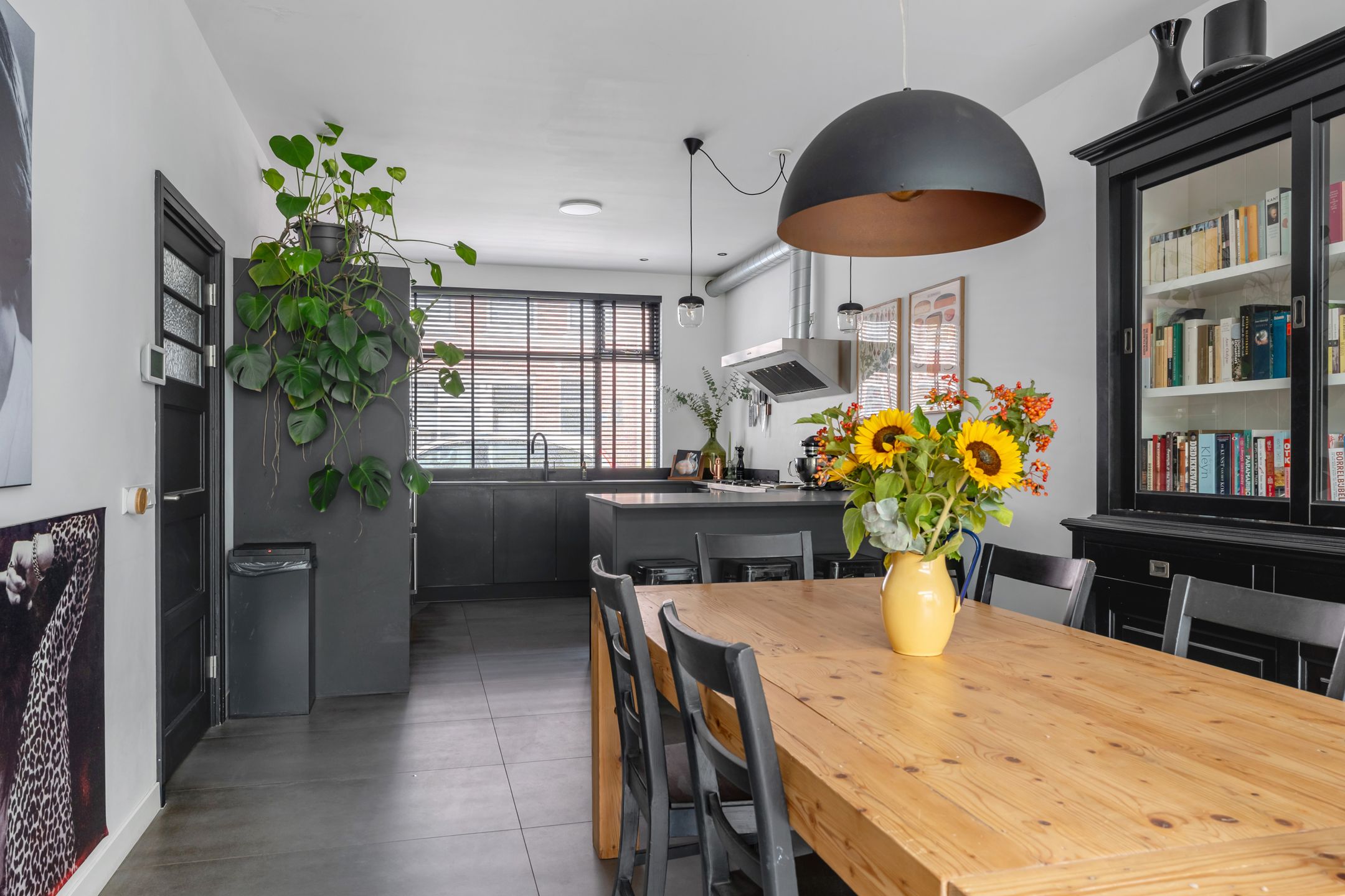 Foto 18 van Emmastraat 90