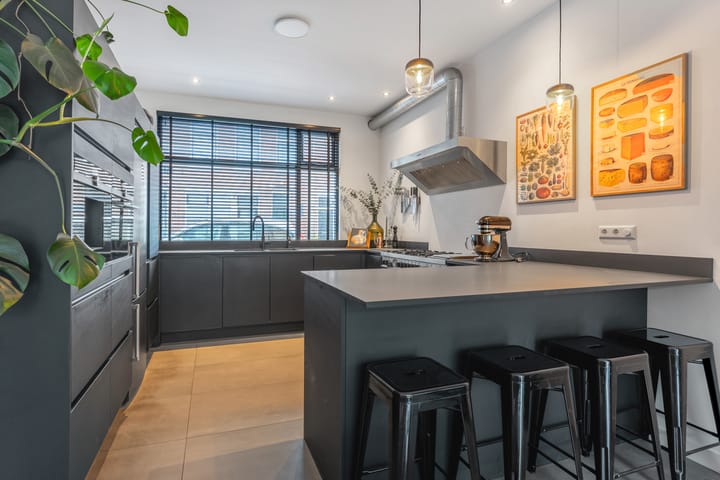 Foto 19 van Emmastraat 90