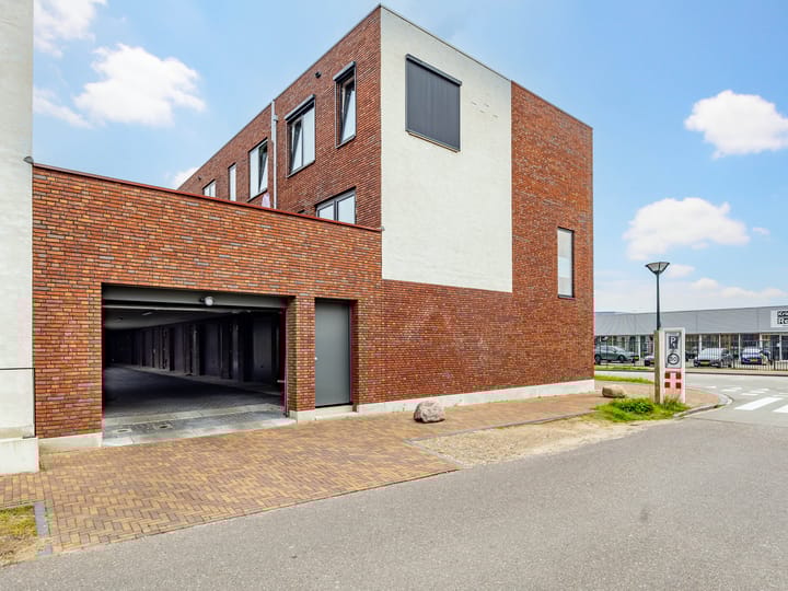 Foto 36 van Coenensparkstraat 105