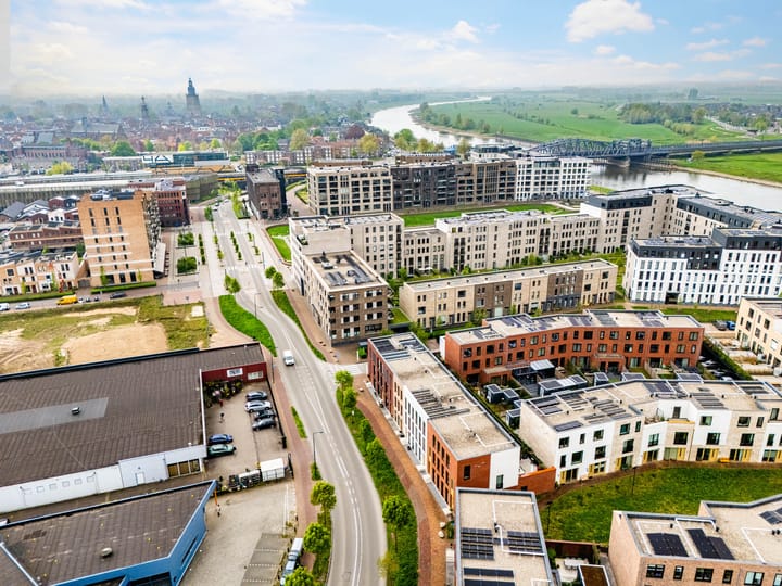 Foto 42 van Coenensparkstraat 105