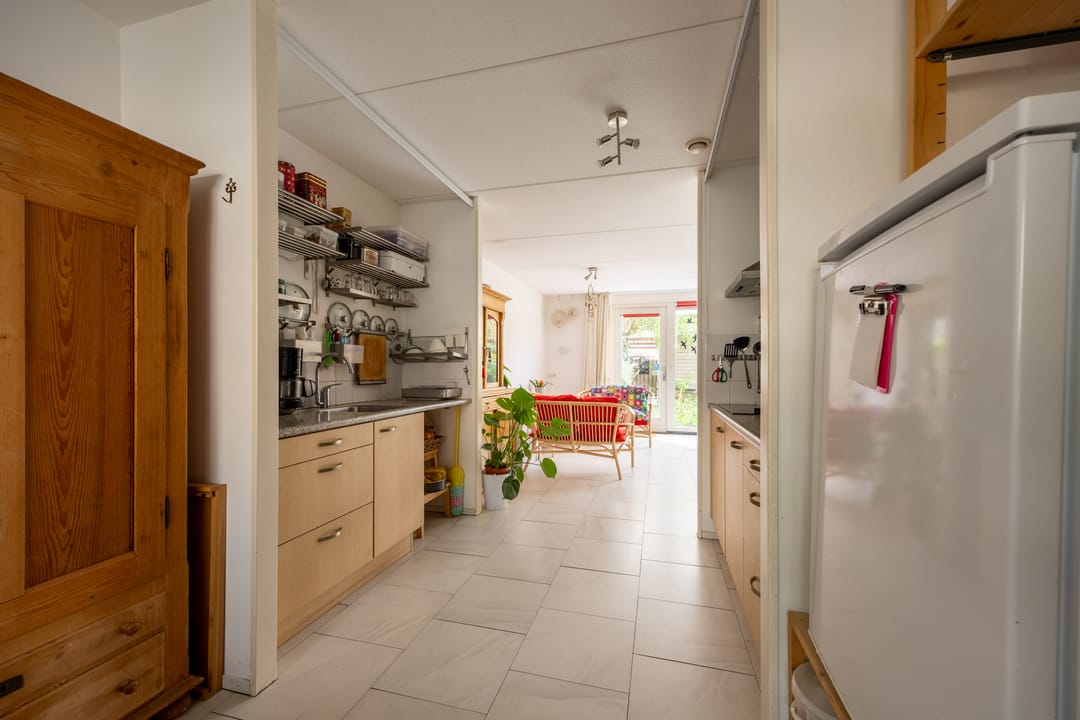 Photo 16 of Policestraat 30