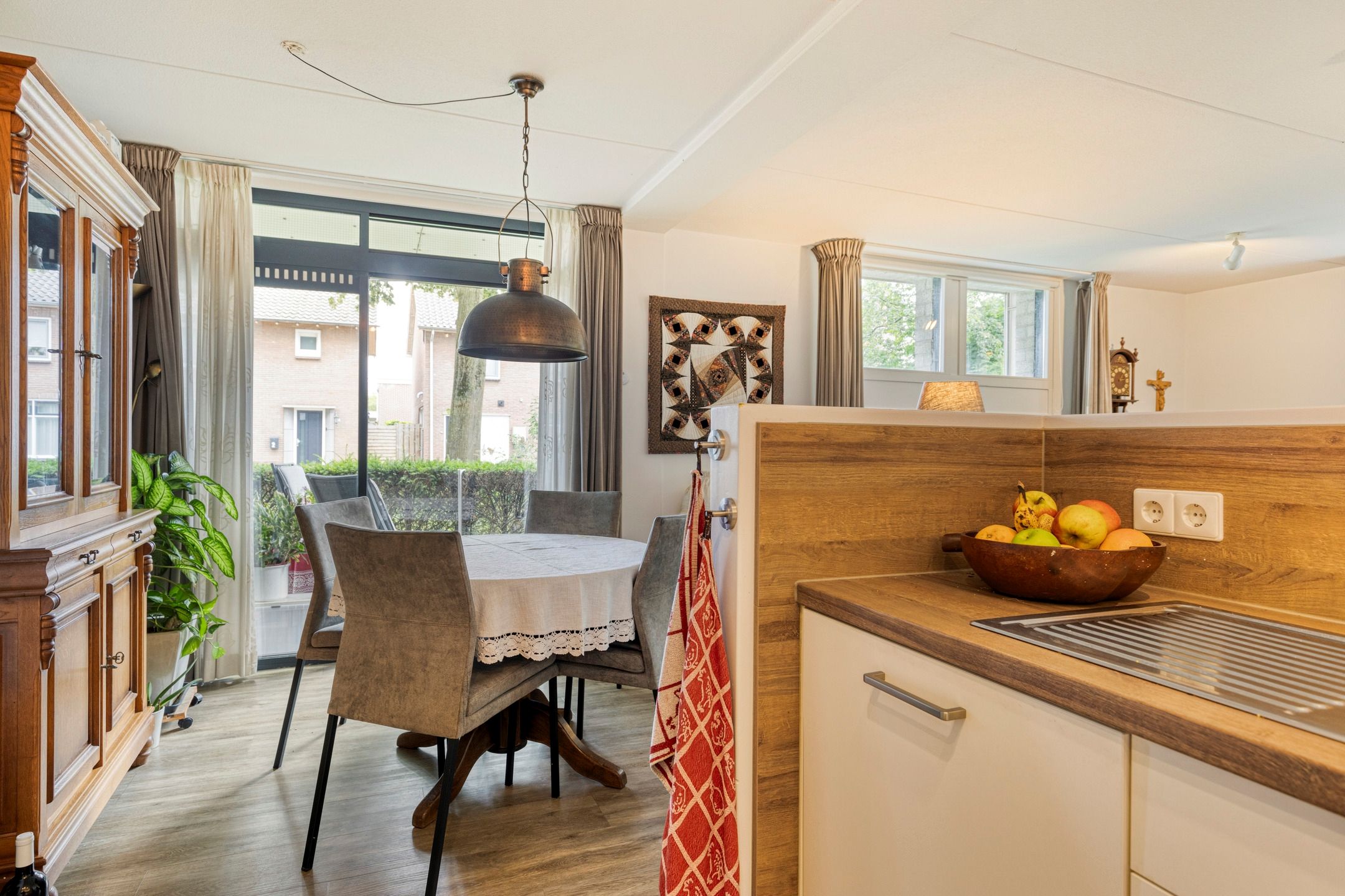 Photo 18 of Iekink 1