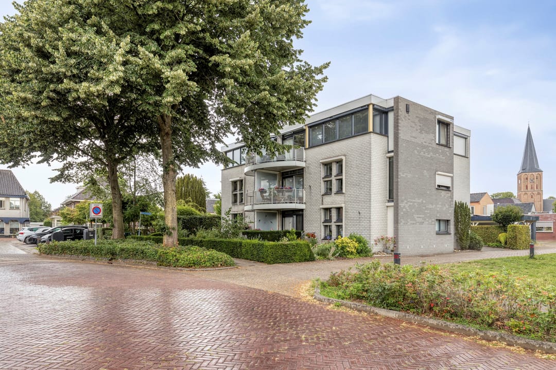 Photo 31 of Iekink 1