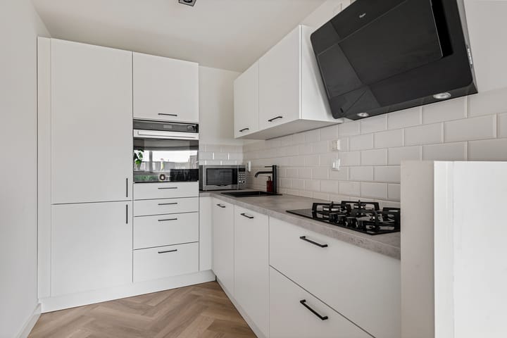 Foto 15 van Dr Joh G Mezgerstraat 111