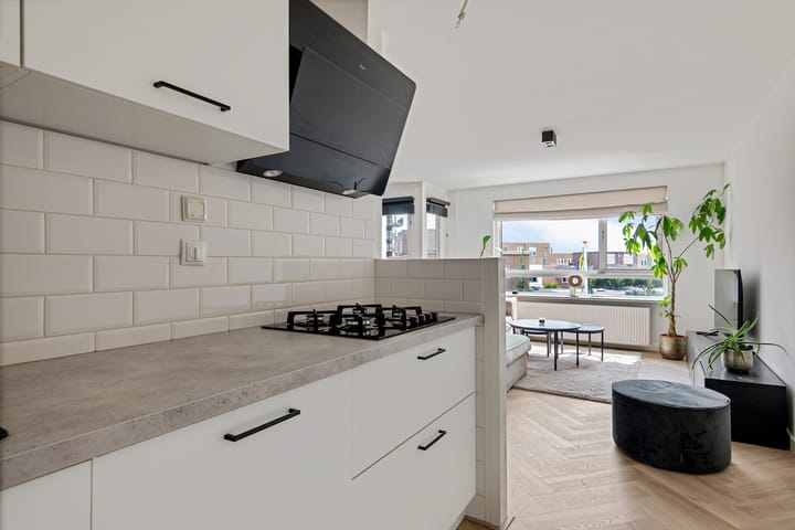 Foto 16 van Dr Joh G Mezgerstraat 111