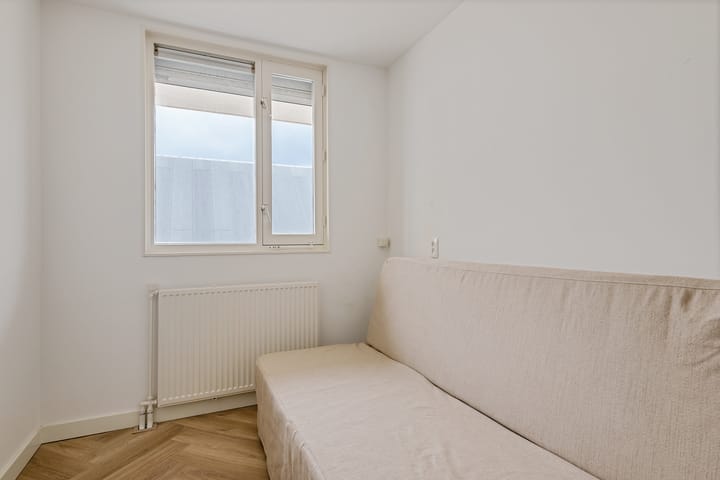 Foto 24 van Dr Joh G Mezgerstraat 111