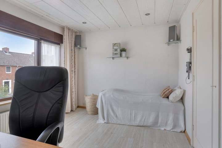 Foto 23 van Deurningerstraat 236