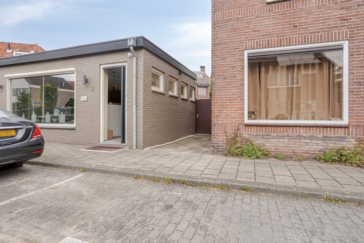 Foto 39 van Deurningerstraat 236