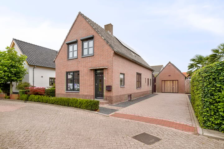 Foto 1 van Nicolaas Hooijkaasstraat 2