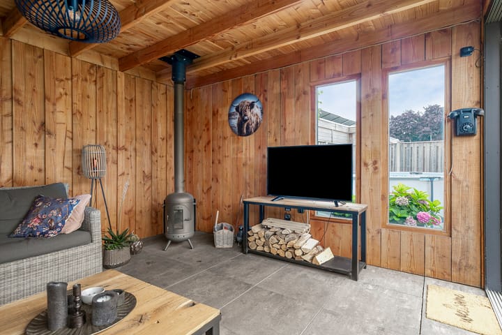 Foto 16 van Nicolaas Hooijkaasstraat 2