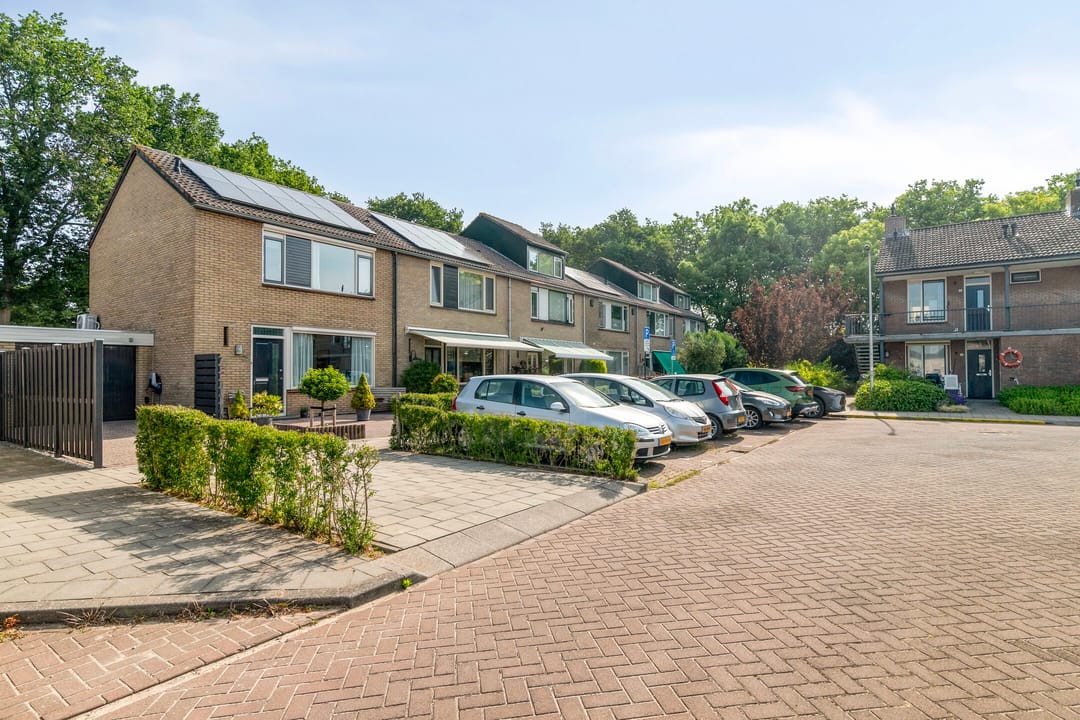 Photo 2 of Coorndijkstraat 25