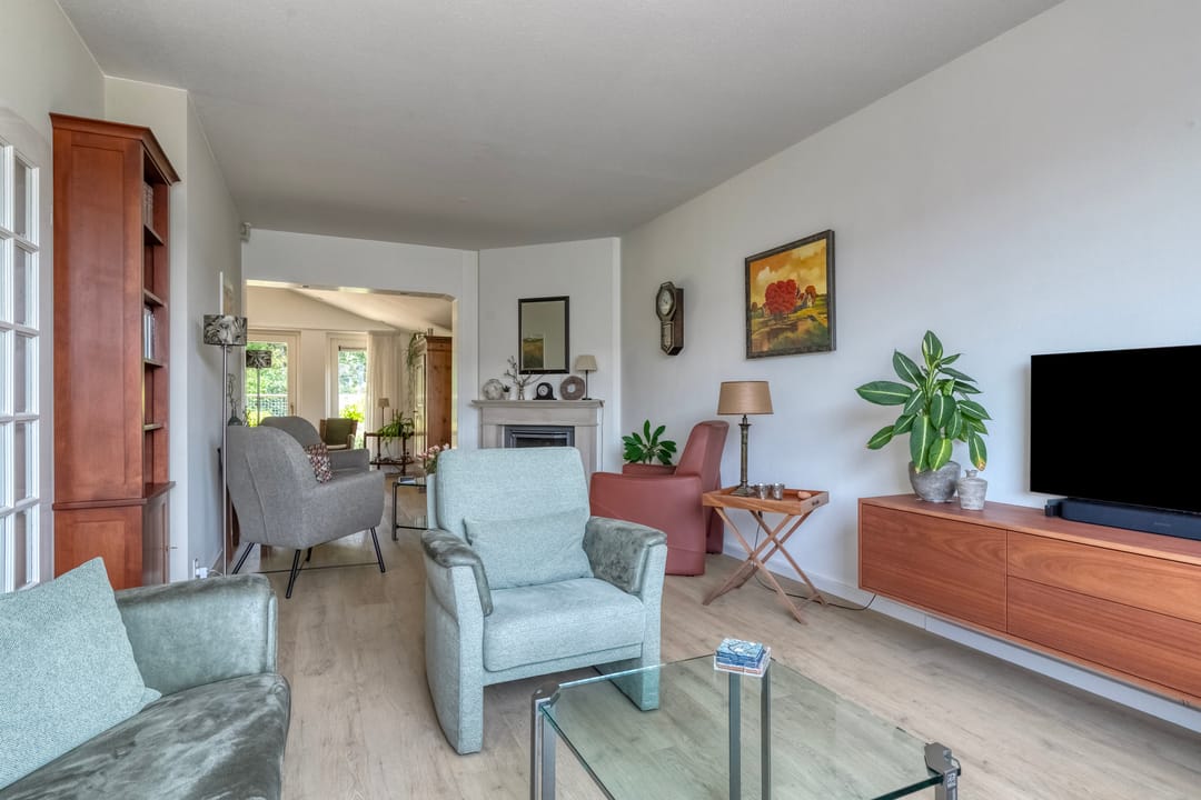 Photo 11 of Coorndijkstraat 25