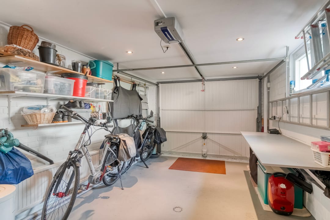 Photo 32 of Coorndijkstraat 25