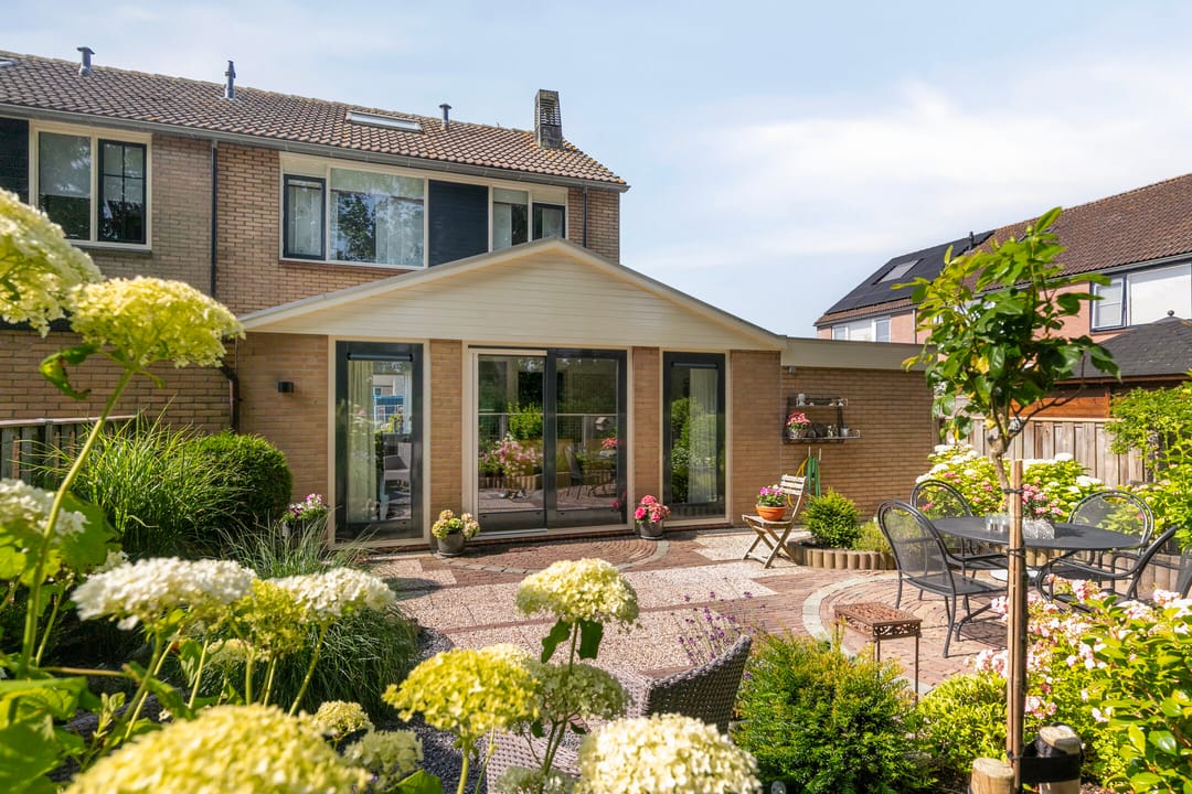 Photo 38 of Coorndijkstraat 25