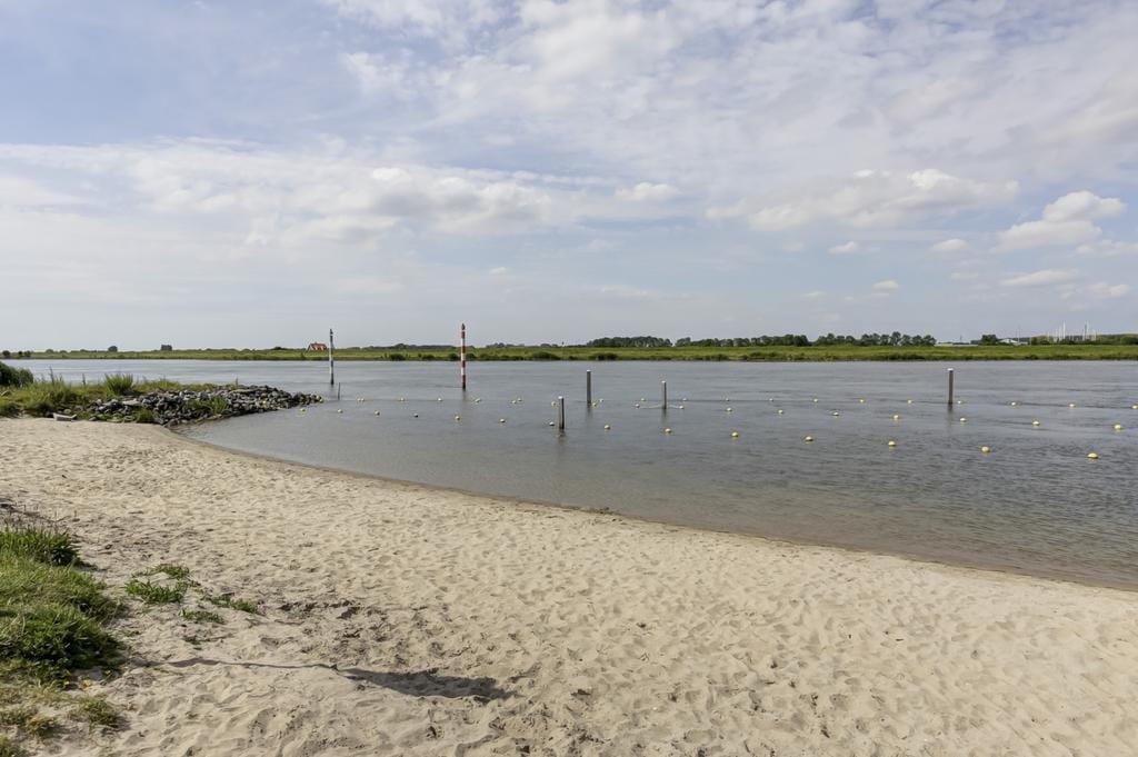 Photo 49 of Coorndijkstraat 25