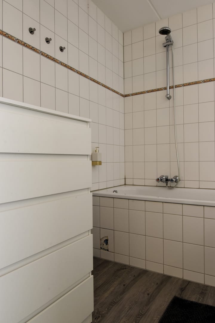 Foto 17 van Van den Hovestraat 23