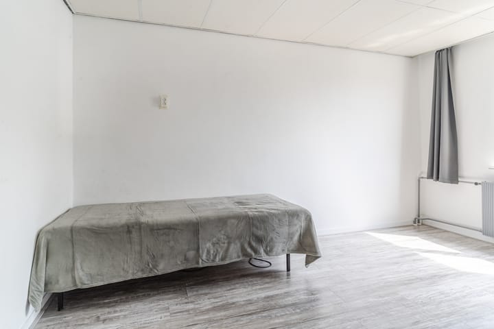 Photo 26 of Bellinistraat 197