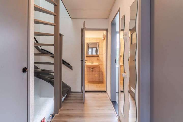 Photo 38 of Bellinistraat 197