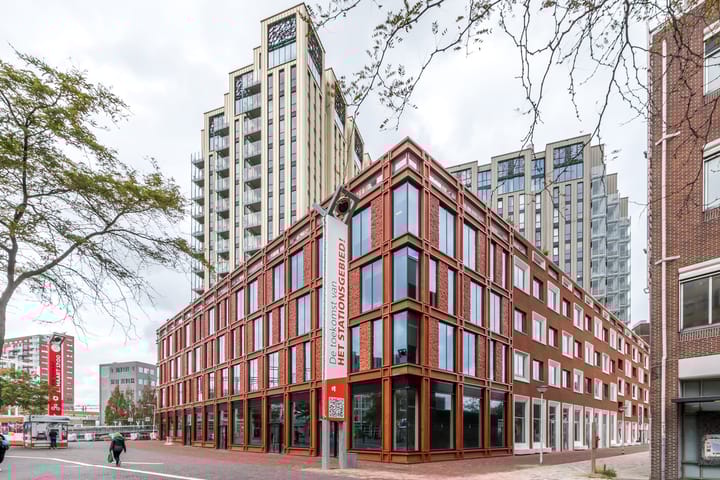 Foto 1 van Stationsplein 20-F2