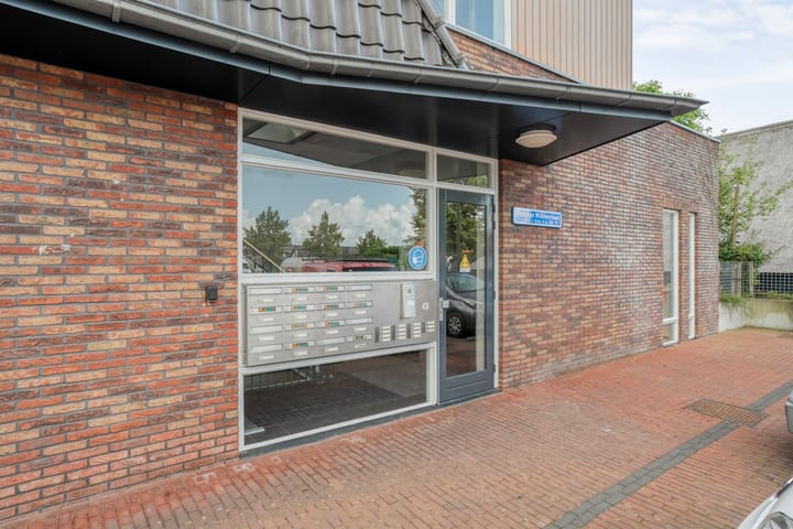 Photo 4 of Ebbinge Wubbenlaan 3-A27