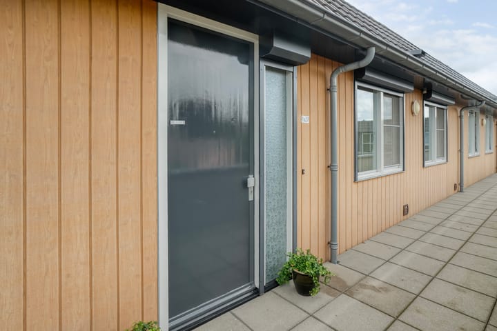 Photo 8 of Ebbinge Wubbenlaan 3-A27