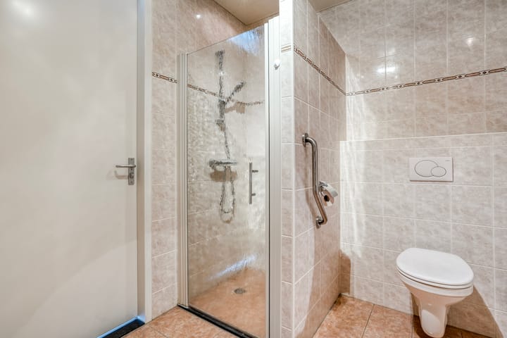 Photo 26 of Ebbinge Wubbenlaan 3-A27