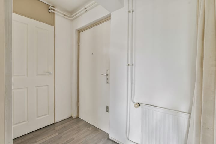 Foto 9 van Wamelplein 154