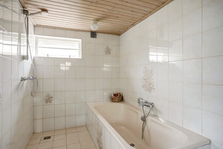 Photo 15 of Bovenweg 16