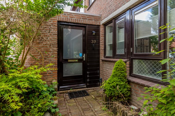 Photo 8 of Blancefloerstraat 39