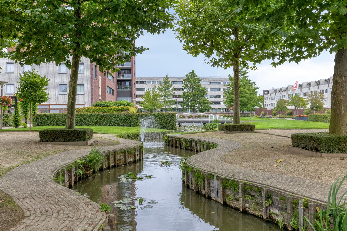 Photo 25 of Laan van Europa 11