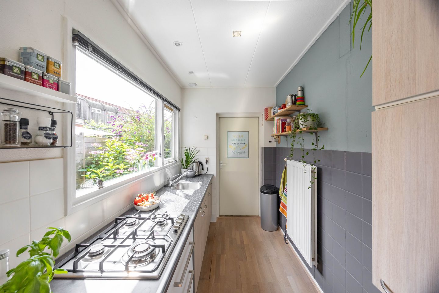 Photo 14 of Laurierstraat 42
