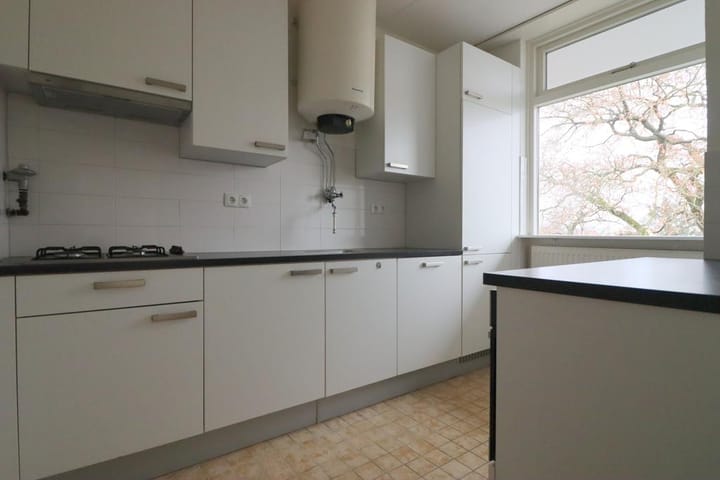 Photo 5 of Montaubanstraat 48