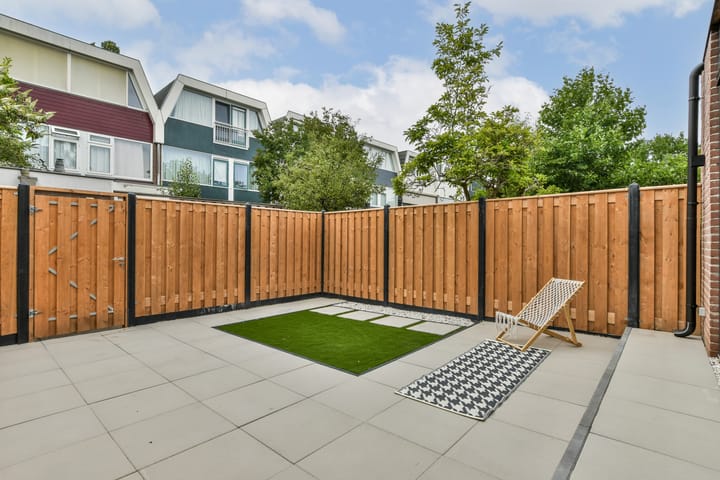 Foto 15 van Prof. Lorentzlaan 3