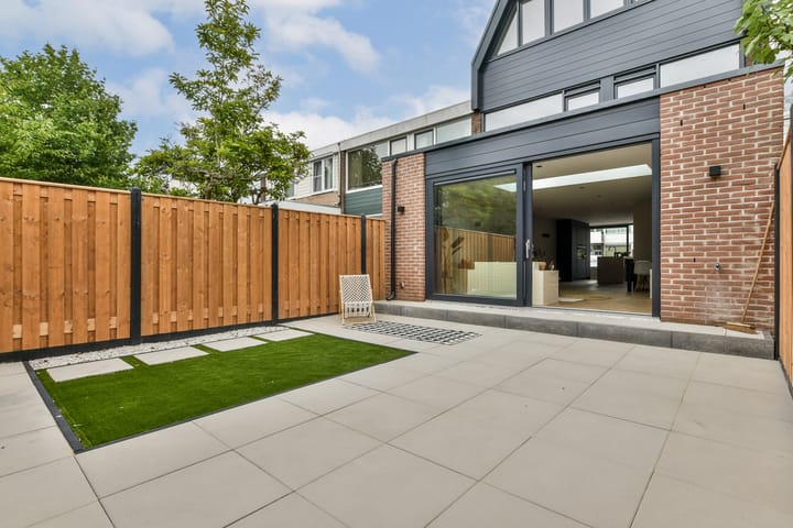 Foto 16 van Prof. Lorentzlaan 3