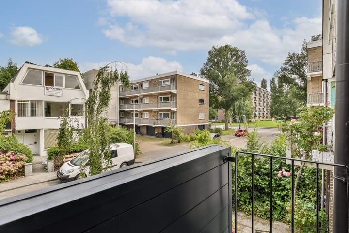 Foto 22 van Prof. Lorentzlaan 3