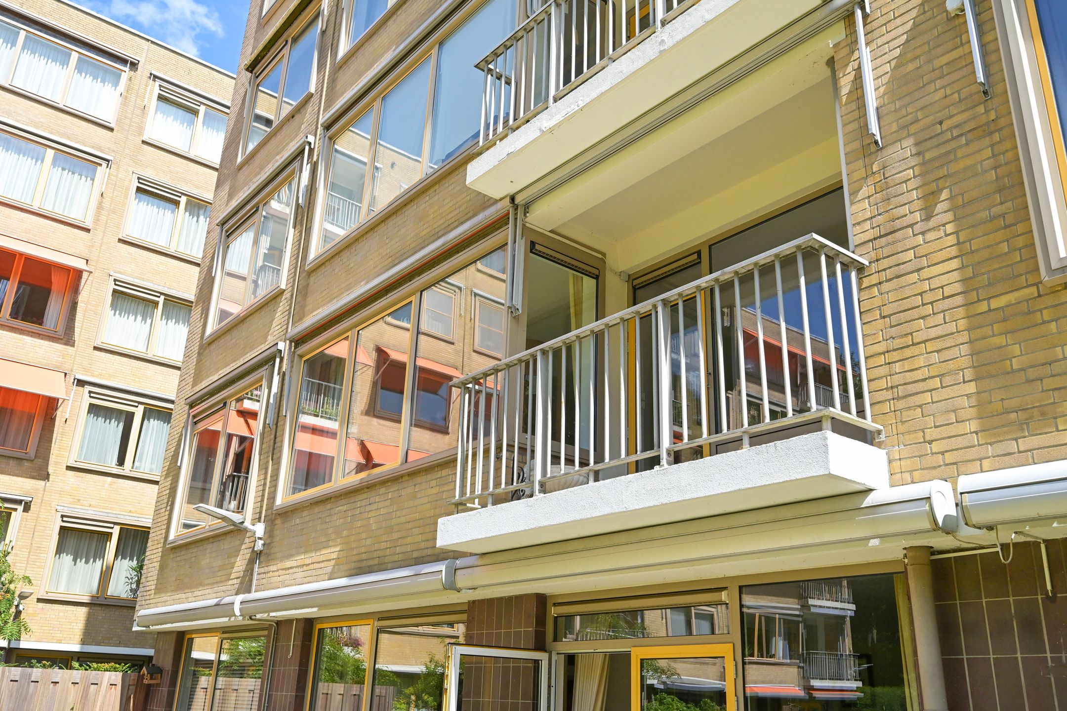 Foto 24 van Leidsestraatweg 15-111