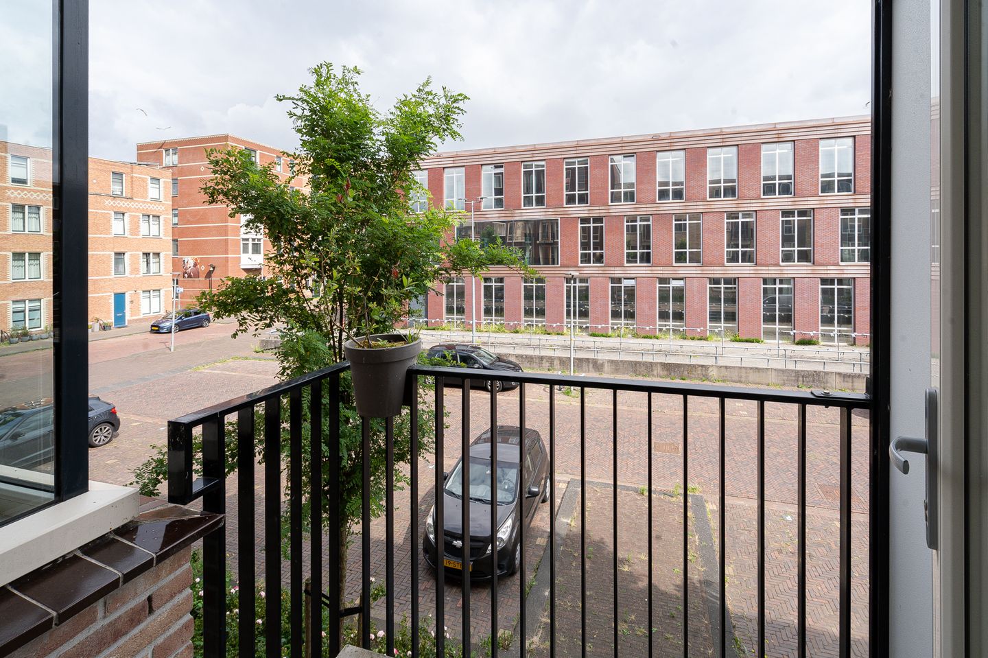 Foto 4 van San Marinostraat 23