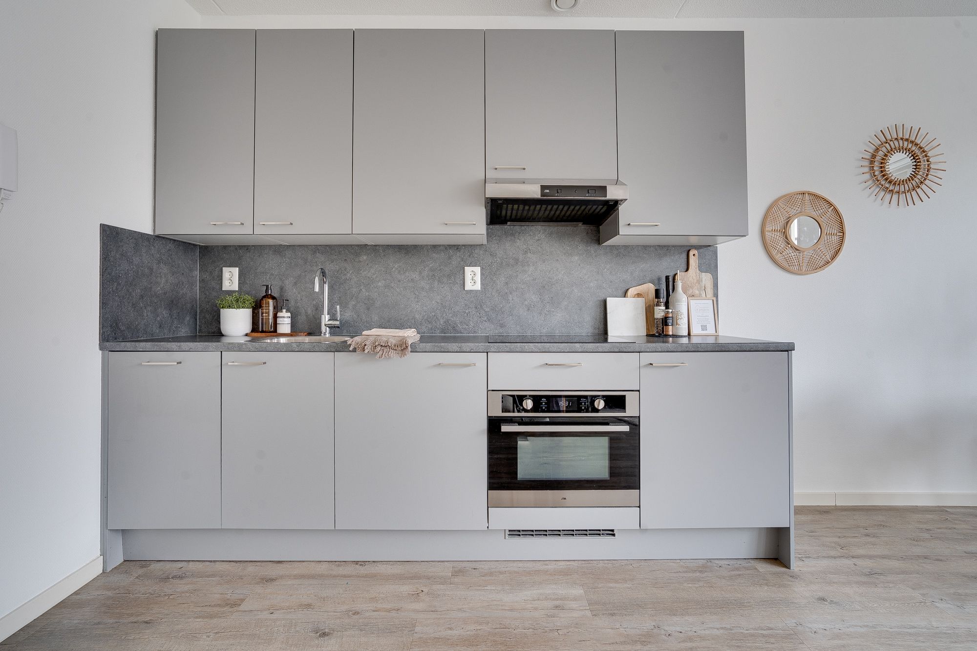 Foto 12 van San Marinostraat 23