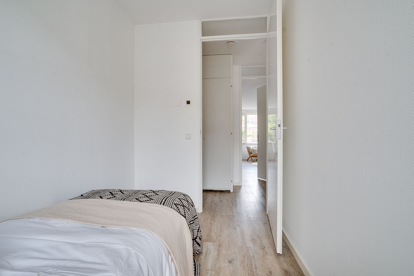 Foto 14 van San Marinostraat 23