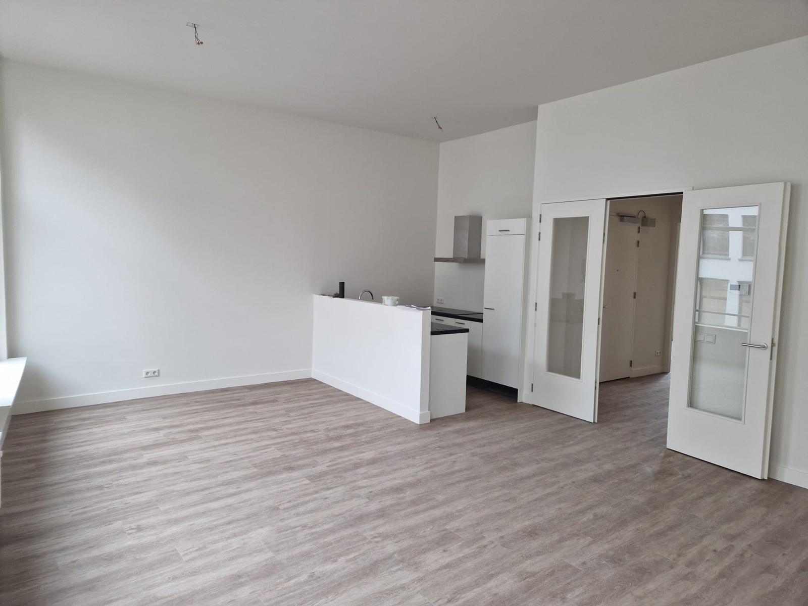 Photo 9 of Beukerstraat 41-A